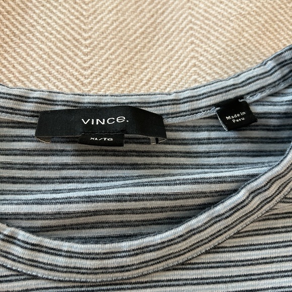 Vince blue striped tshirt - Picture 3 of 6